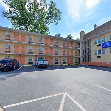 Americas Best Value Inn Media Philadelphia Екстер'єр фото