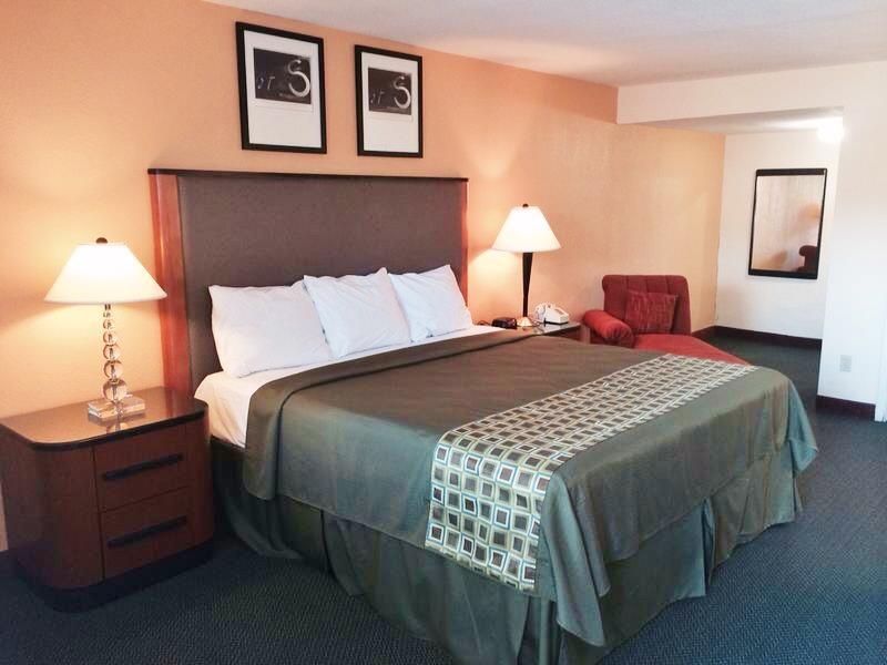 Americas Best Value Inn Media Philadelphia Номер фото